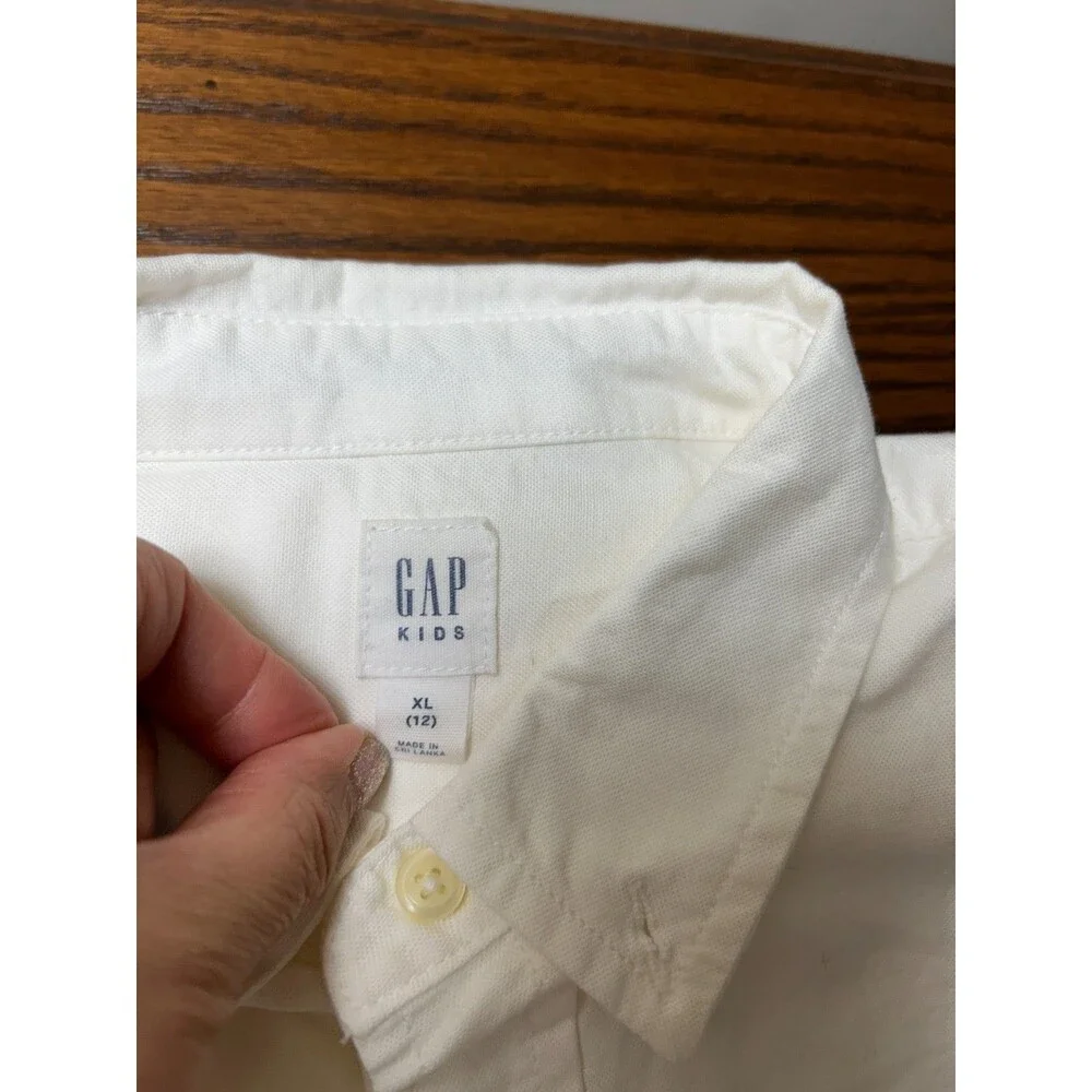 Gap boy’s school uniform, oxford white shirt, size 12(XL), cotton